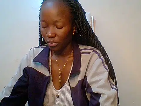 Snapshot of Shania_loveer chatting on 05/31/26, 01:29 Shania loveer online show from 05/31/26, 01:29
