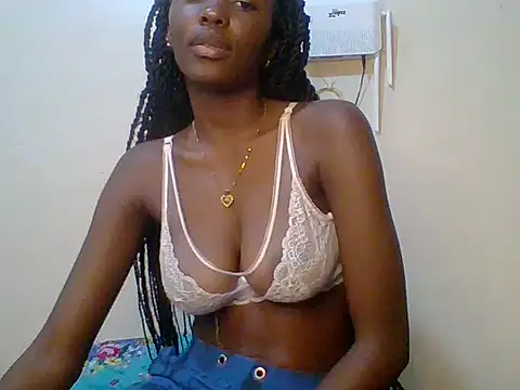 Snapshot of Shania_loveer chatting on 06/03/26, 08:03 Shania loveer online show from 06/03/26, 08:03