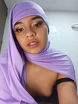 Snapshot of Samira_1 chatting on 07/02/26, 03:45 Samira 1 online show from 07/02/26, 03:45