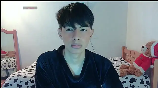 Snapshot of phuwin_bj chatting on 06/20/26, 06:38 phuwin bj online show from 06/20/26, 06:38