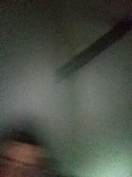 Snapshot of Cybergeil33 chatting on 03/12/25, 03:57 Cybergeil33 online show from 03/12/25, 03:57