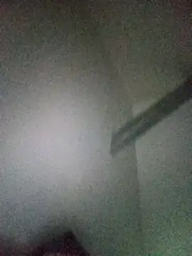 Snapshot of Cybergeil33 chatting on 03/12/25, 07:13 Cybergeil33 online show from 03/12/25, 07:13