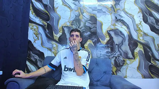 boy max latin online show from 06/20/26, 04:04