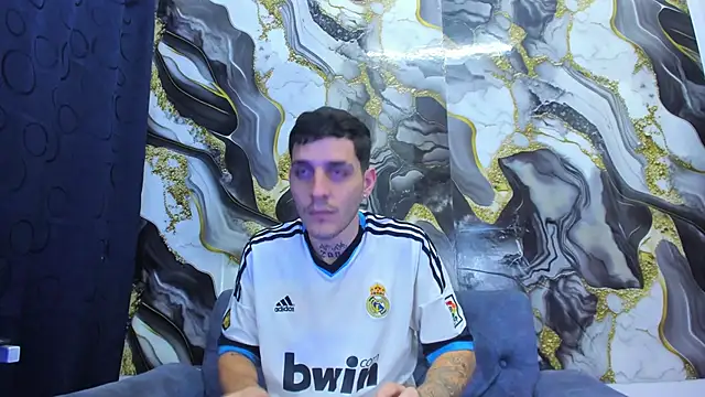 boy max latin online show from 06/20/26, 08:11