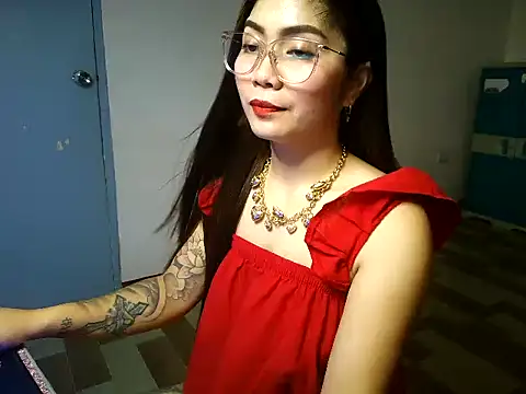 Snapshot of Sexynica chatting on 07/09/26, 02:54 Sexynica online show from 07/09/26, 02:54