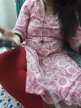 Snapshot of kavyabhabhi chatting on 06/30/26, 09:32 kavyabhabhi online show from 06/30/26, 09:32
