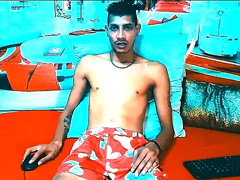 Snapshot of IndianSavageMale chatting on 07/08/26, 04:00 IndianSavageMale online show from 07/08/26, 04:00