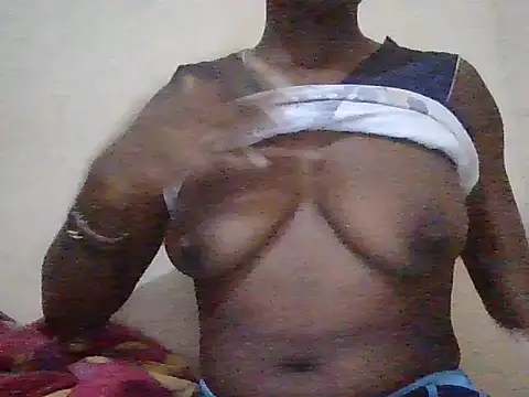Snapshot of hornygall24 chatting on 06/27/26, 11:10 hornygall24 online show from 06/27/26, 11:10