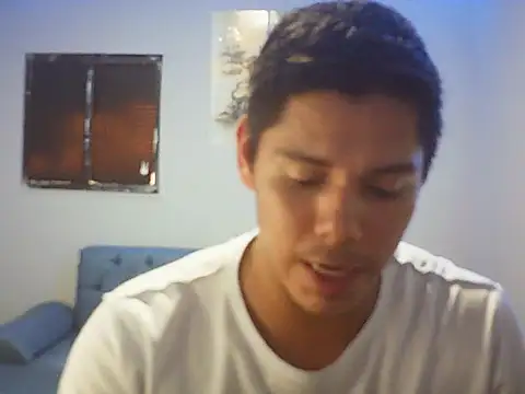 Snapshot of klars_mood1 chatting on 05/26/26, 06:37 klars mood1 online show from 05/26/26, 06:37