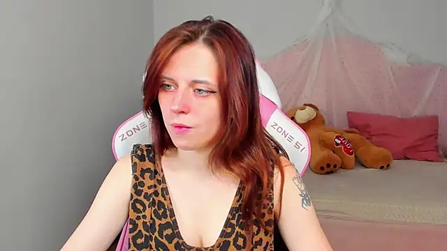 Snapshot of FreyaVeys chatting on 06/28/26, 05:13 FreyaVeys online show from 06/28/26, 05:13
