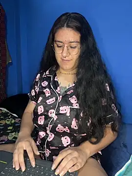 Snapshot of Mailly_gabbyy_ chatting on 06/01/26, 04:31 Mailly gabbyy online show from 06/01/26, 04:31