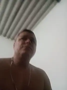 Snapshot of Belloalver chatting on 06/20/26, 02:58 Belloalver online show from 06/20/26, 02:58