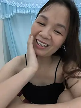 Snapshot of Lye_lovely chatting on 07/06/26, 06:32 Lye lovely online show from 07/06/26, 06:32