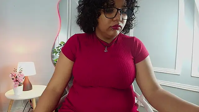 Snapshot of Kristal_donne chatting on 06/30/26, 12:06 Kristal donne online show from 06/30/26, 12:06