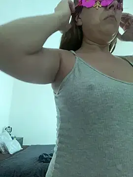 Snapshot of lulupiecitosamor chatting on 06/09/26, 12:28 lulupiecitosamor online show from 06/09/26, 12:28