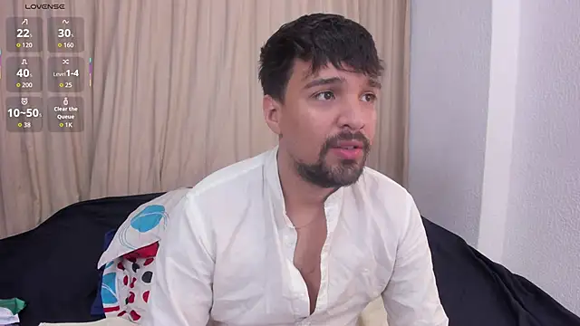 Snapshot of max_ed chatting on 06/15/26, 11:45 max ed online show from 06/15/26, 11:45