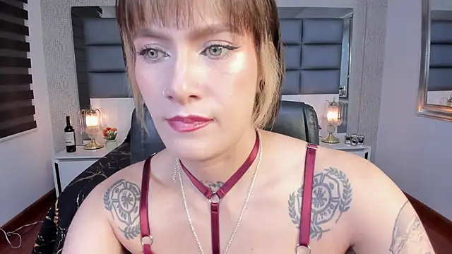 Snapshot of Mrs_Regina_clk chatting on 06/13/26, 04:10 Mrs Regina clk online show from 06/13/26, 04:10