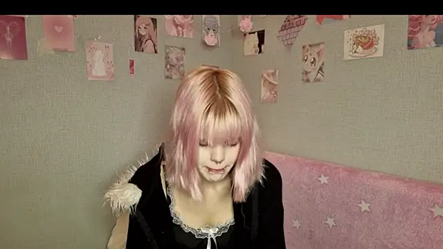 Snapshot of VelvetAlice chatting on 07/06/26, 08:22 VelvetAlice online show from 07/06/26, 08:22