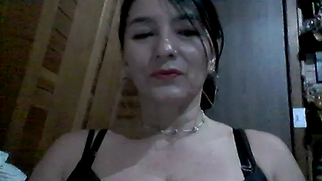 Snapshot of Anlly_garcia002 chatting on 07/01/26, 12:23 Anlly garcia002 online show from 07/01/26, 12:23