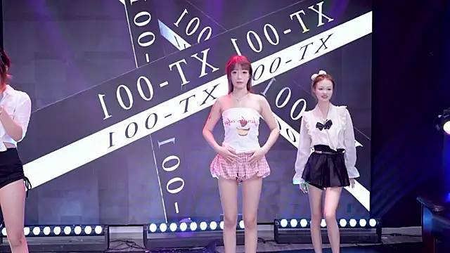 Xt-001 online show from 06/08/26, 01:28