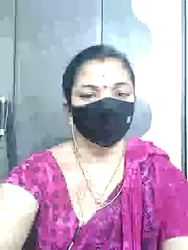 Snapshot of Leela_555 chatting on 06/29/26, 06:08 Leela 555 online show from 06/29/26, 06:08