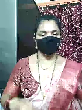 Snapshot of Leela_555 chatting on 07/17/26, 02:56 Leela 555 online show from 07/17/26, 02:56