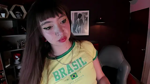 Snapshot of Scarlett__Cooper__1 chatting on 06/15/26, 12:40 Scarlett Cooper 1 online show from 06/15/26, 12:40