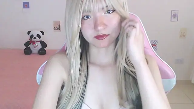 SweetSky1  online show from 05/22/26, 10:26