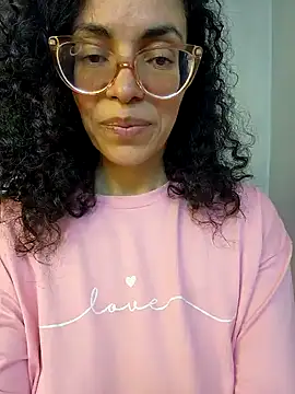 LUCI LOVE online show from 12/11/24, 09:01