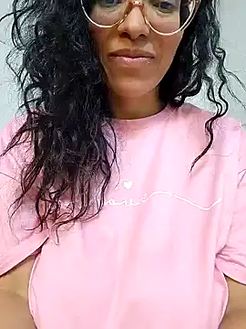 LUCI LOVE online show from 01/25/25, 03:09