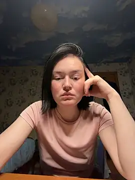 QueenNensyx online show from 05/22/26, 07:52