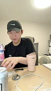 Snapshot of k-kinky chatting on 07/26/26, 06:48 k-kinky online show from 07/26/26, 06:48