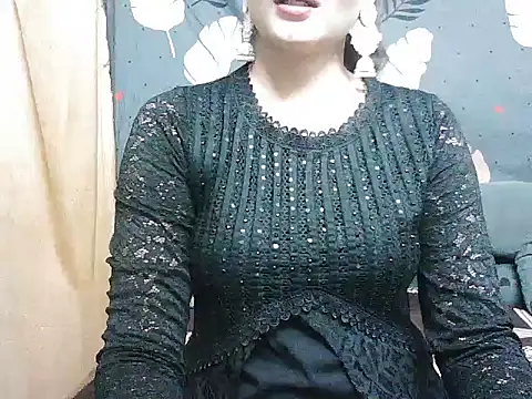 Snapshot of lustygirl01 chatting on 06/13/26, 12:03 lustygirl01 online show from 06/13/26, 12:03