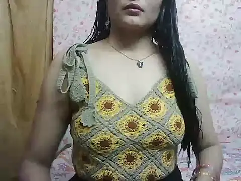 Snapshot of lustygirl01 chatting on 06/29/26, 03:12 lustygirl01 online show from 06/29/26, 03:12