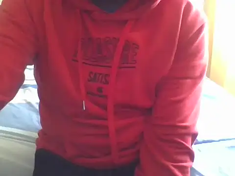 Snapshot of Loverboy774 chatting on 06/02/26, 12:18 Loverboy774 online show from 06/02/26, 12:18