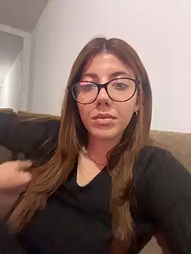Snapshot of ruivinha_uai chatting on 06/03/26, 01:30 ruivinha uai online show from 06/03/26, 01:30