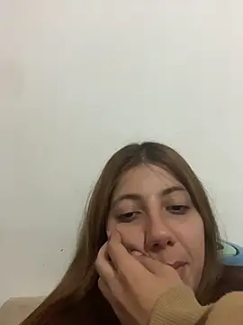 Snapshot of ruivinha_uai chatting on 06/19/26, 02:05 ruivinha uai online show from 06/19/26, 02:05