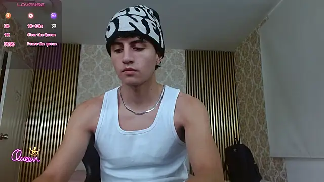 Snapshot of Kyler_tay chatting on 06/27/26, 11:37 Kyler tay online show from 06/27/26, 11:37