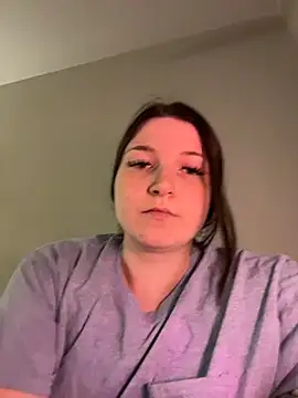 Snapshot of misssmondayy chatting on 06/25/26, 02:11 misssmondayy online show from 06/25/26, 02:11