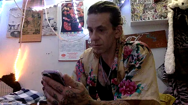 VanillaSnowcones online show from 06/09/26, 01:28