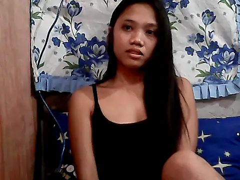 Snapshot of PINAY_SkinnyGirl123 chatting on 07/04/26, 11:22 PINAY SkinnyGirl123 online show from 07/04/26, 11:22