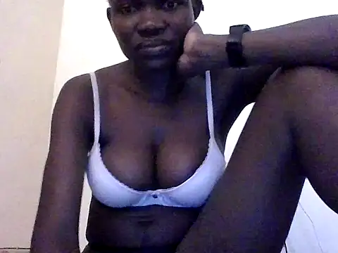 Snapshot of sexypie254 chatting on 06/06/26, 01:27 sexypie254 online show from 06/06/26, 01:27