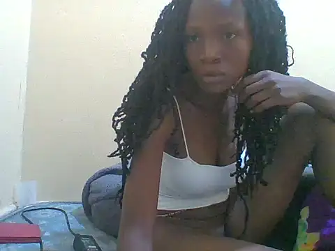 Snapshot of Ebonymickey chatting on 06/14/26, 03:19 Ebonymickey online show from 06/14/26, 03:19