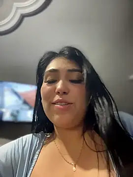 Snapshot of Antonellax__ chatting on 06/04/26, 11:27 Antonellax online show from 06/04/26, 11:27