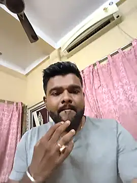 Snapshot of devraj184 chatting on 05/23/26, 07:51 devraj184 online show from 05/23/26, 07:51