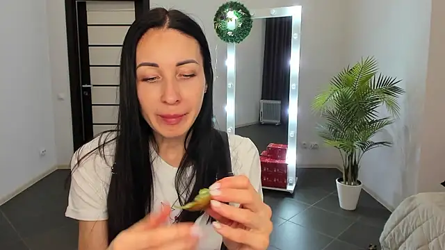 BouncySweety online show from 12/07/24, 03:30