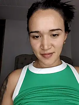 Snapshot of DaniRivers_ chatting on 06/22/26, 08:28 DaniRivers online show from 06/22/26, 08:28