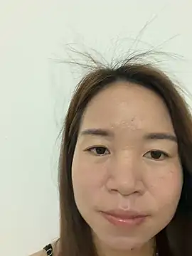 Snapshot of Beauty__1314 chatting on 05/25/26, 02:45 Beauty 1314 online show from 05/25/26, 02:45