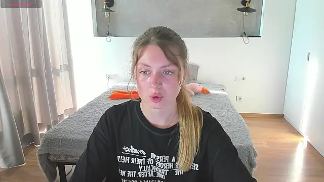 Snapshot of Kitkatvel chatting on 07/01/26, 05:09 Kitkatvel online show from 07/01/26, 05:09