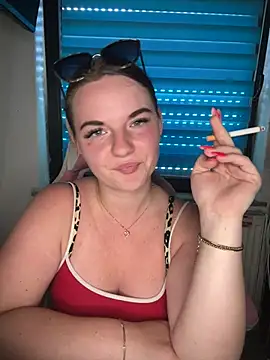 SecretSarah online show from 05/25/26, 08:20